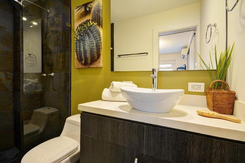Palms Suite Oasis Del Poblado  Facilities  Facilities Image 5 5