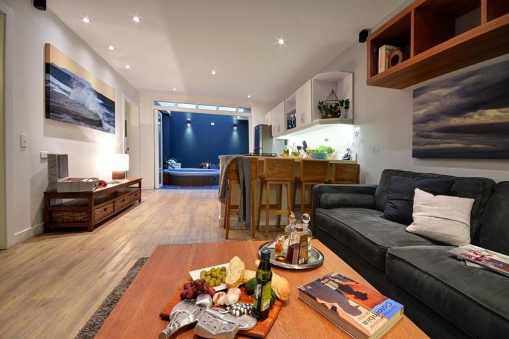 Mirage Suite Oasis Del Poblado  Rooms  Rooms Image 1 1