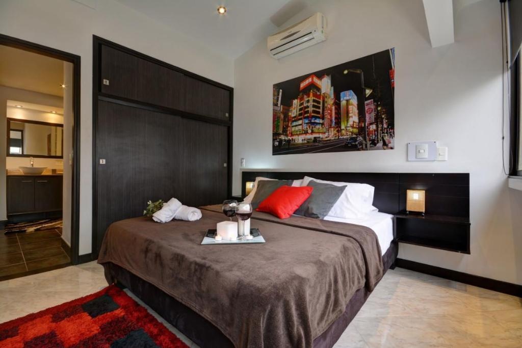 Tokyo Themed Apartment Suite  Rooms  Rooms Image 3 3