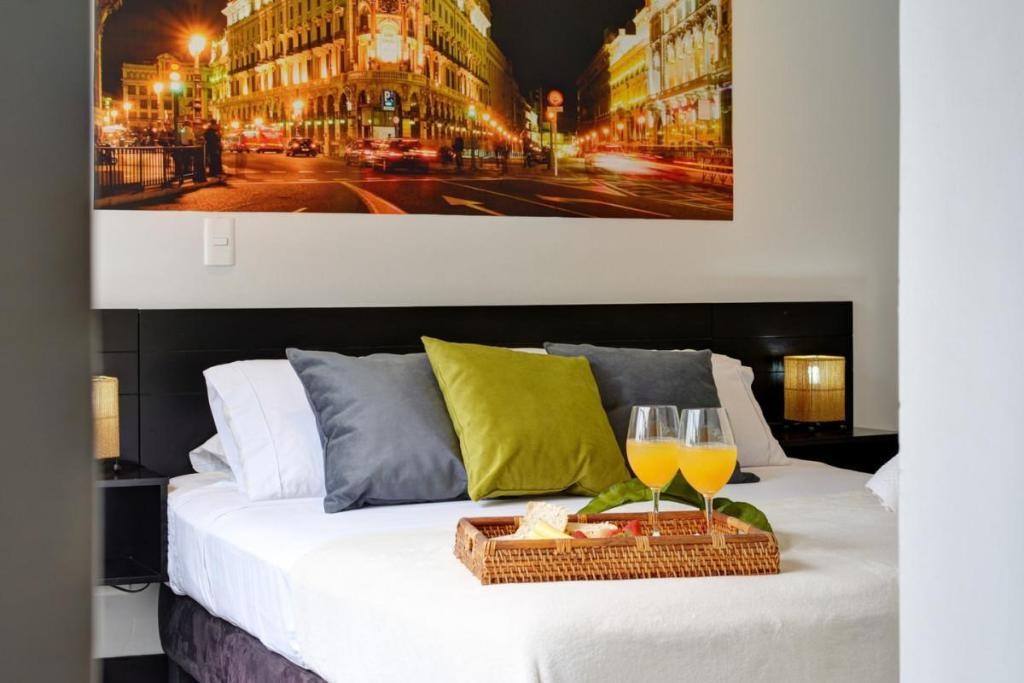 Bargain Priced Apartment Suite  Rooms  Rooms Image 4 4