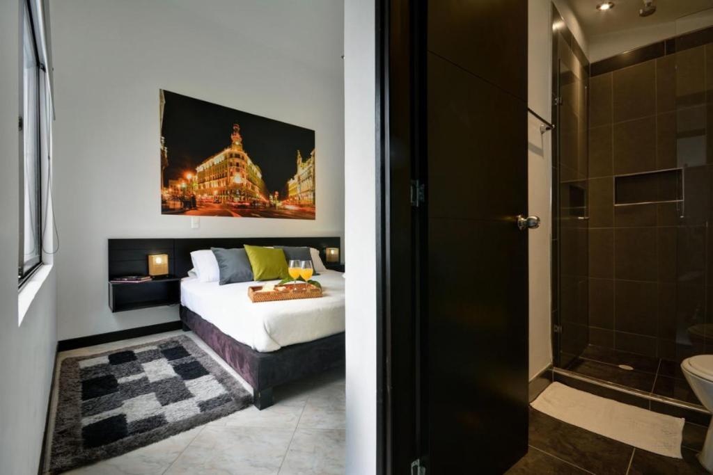 Bargain Priced Apartment Suite  Rooms  Rooms Image 5 5