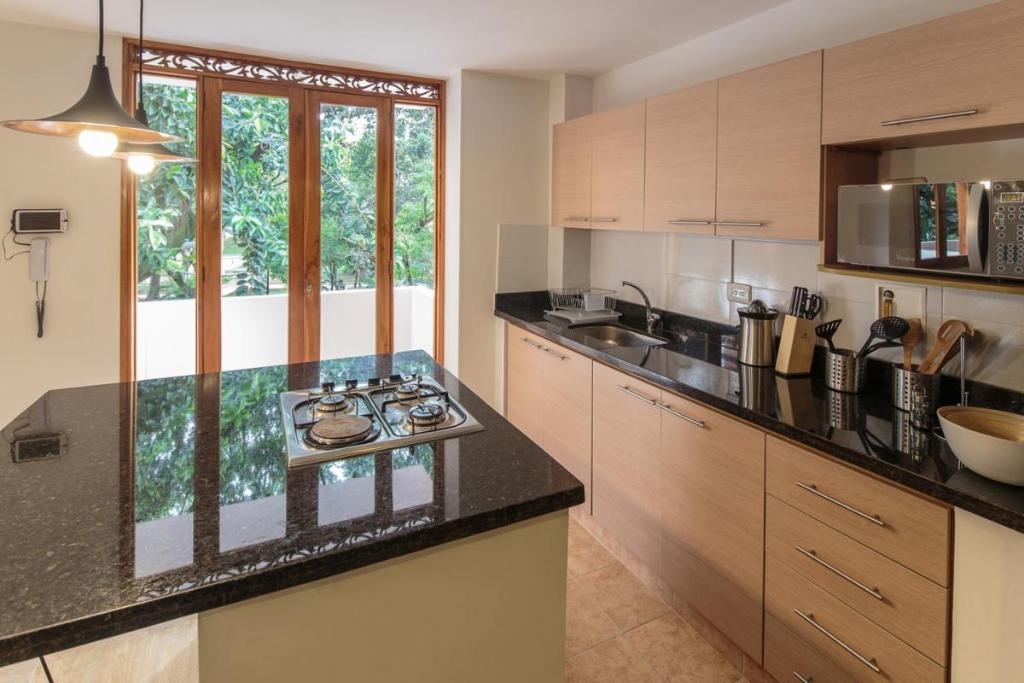 Cozy Modern And Exclusive Condo Near Nightlife  Facilities  Facilities Image 4 4