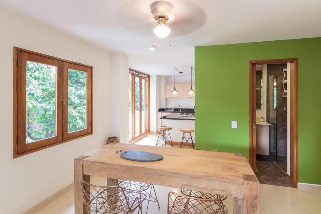 Cozy Modern And Exclusive Condo Near Nightlife  Rooms  Rooms Image 14 14