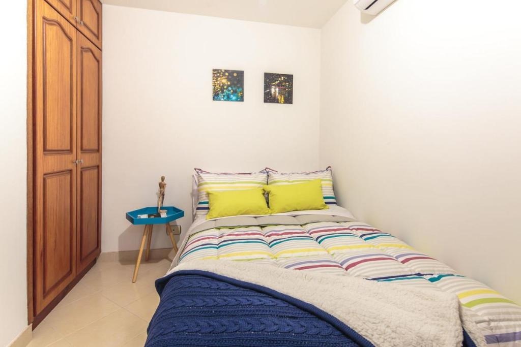 Cozy Modern And Exclusive Condo Near Nightlife  Rooms  Rooms Image 16 16