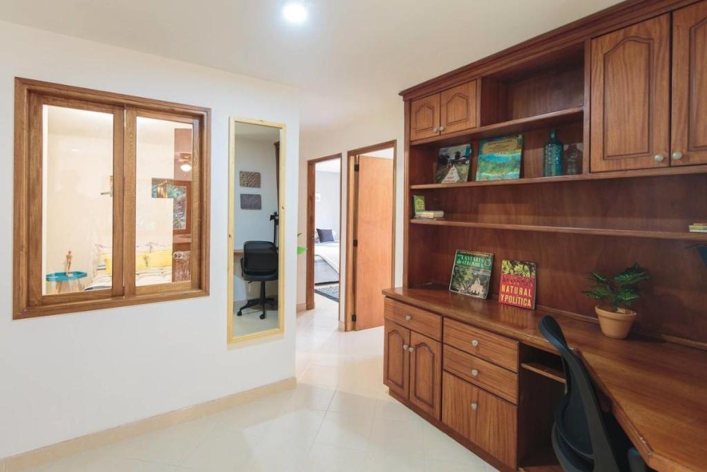Cozy Modern And Exclusive Condo Near Nightlife  Rooms  Rooms Image 9 9