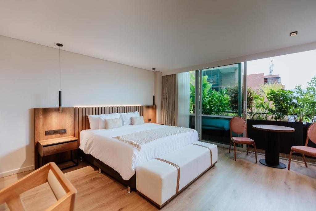 Sky Medellin Hotel  Rooms  Rooms Image 4 4