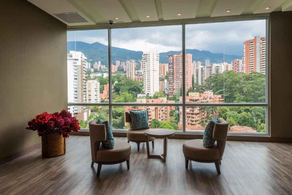 Hampton By Hilton Medellin  Property Views  Lobby 3