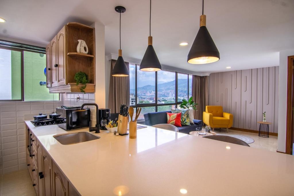 Alcazar De Oviedo By EE Hoteles  Facilities  Kitchen 2