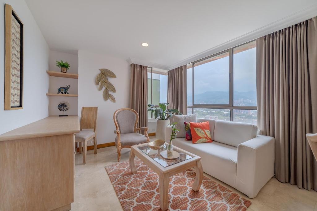 Alcazar De Oviedo By EE Hoteles  Rooms  One Bedroom Apartment 13