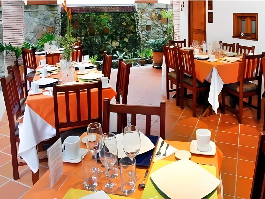 La Campana Hotel Boutique  Dining  Restaurant 2