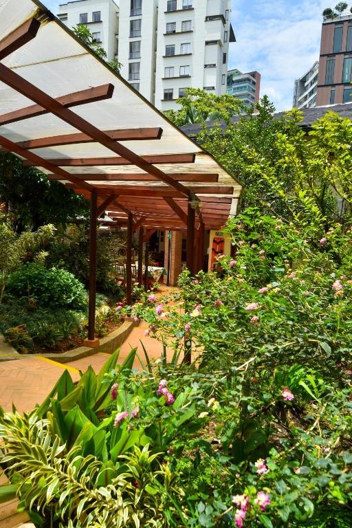 La Campana Hotel Boutique  Facilities  Garden 9