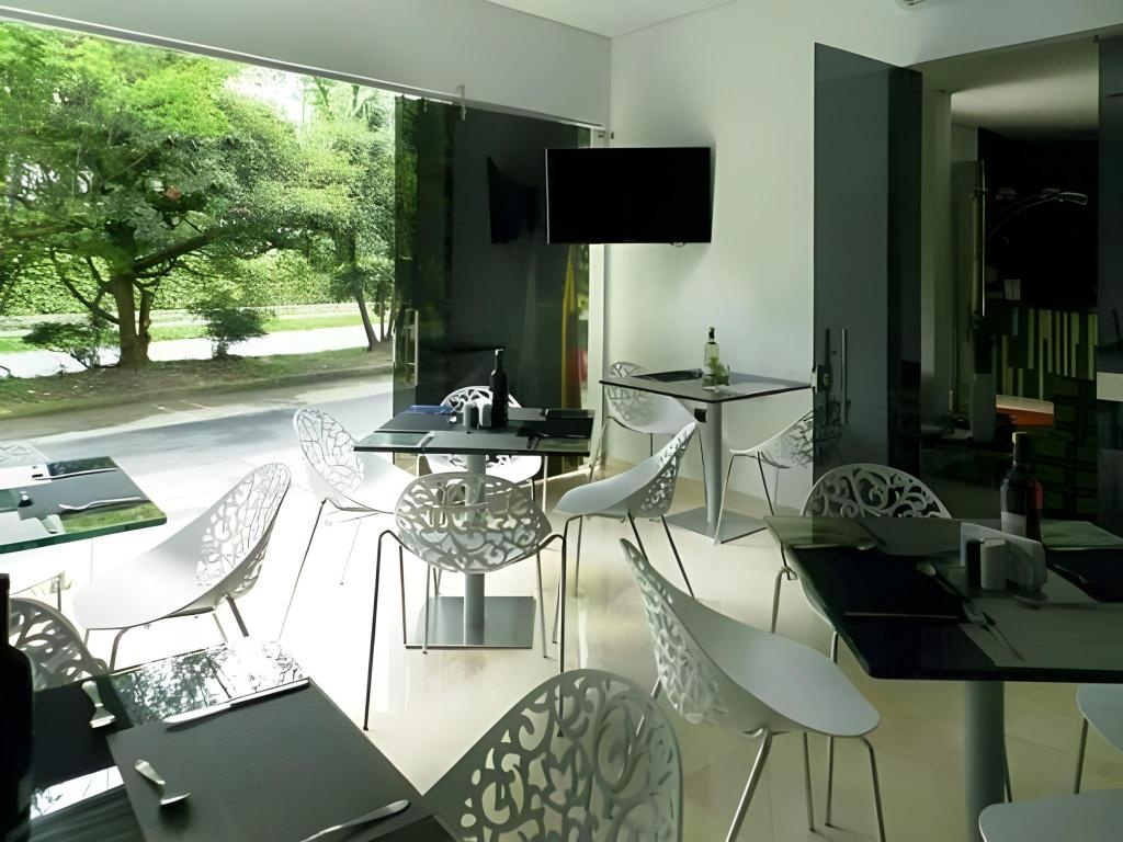 Hotel Bolivariana Plaza Medellin  Property Views  Interior View 7