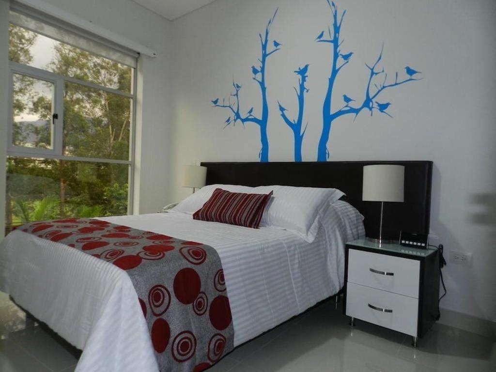 Hotel Bolivariana Plaza Medellin  Rooms  Rooms Image 1 1