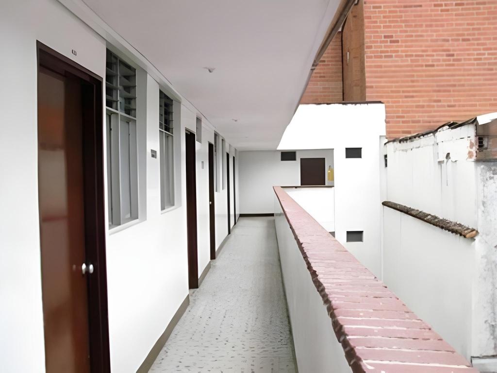 Hotel Conquistadores  Facilities  Balconyterrace 8