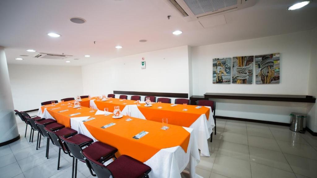 Hotel Golden Palermo  Facilities  Meeting Room Ballrooms 7