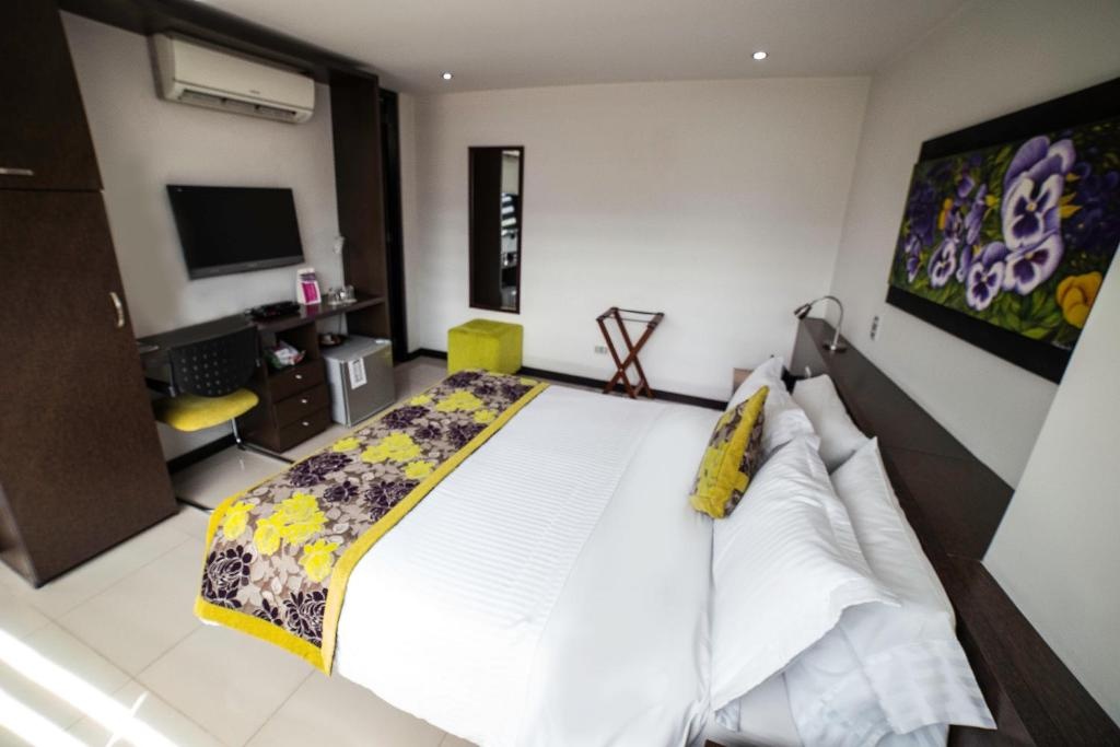 Hotel Golden Palermo  Rooms  Double Room 6