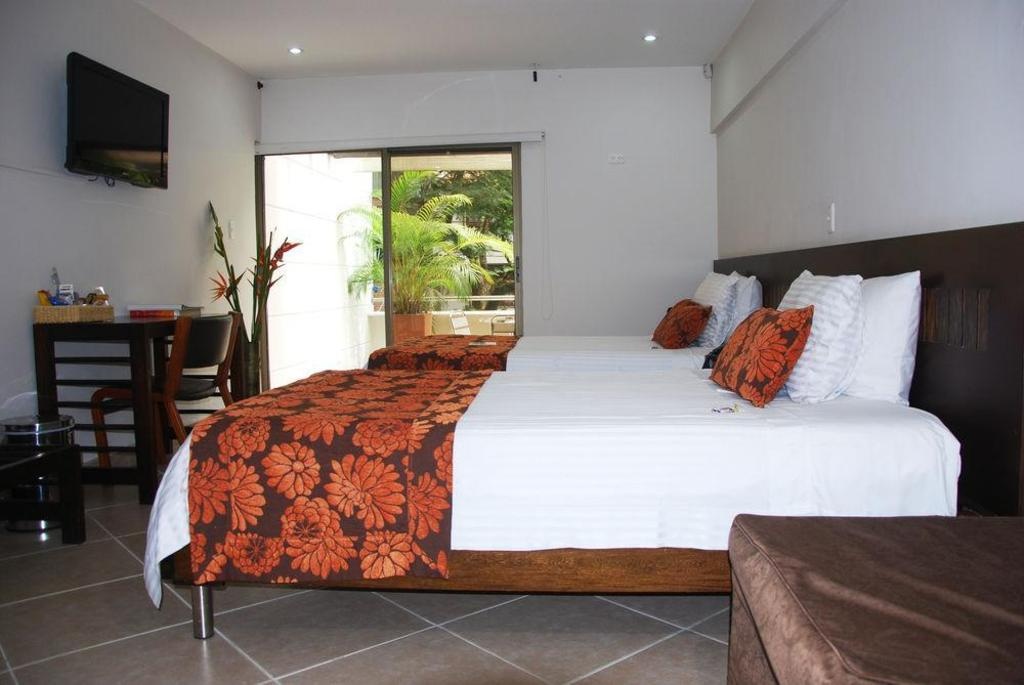 Hotel Poblado Boutique Express  Rooms  Rooms Image 14 14