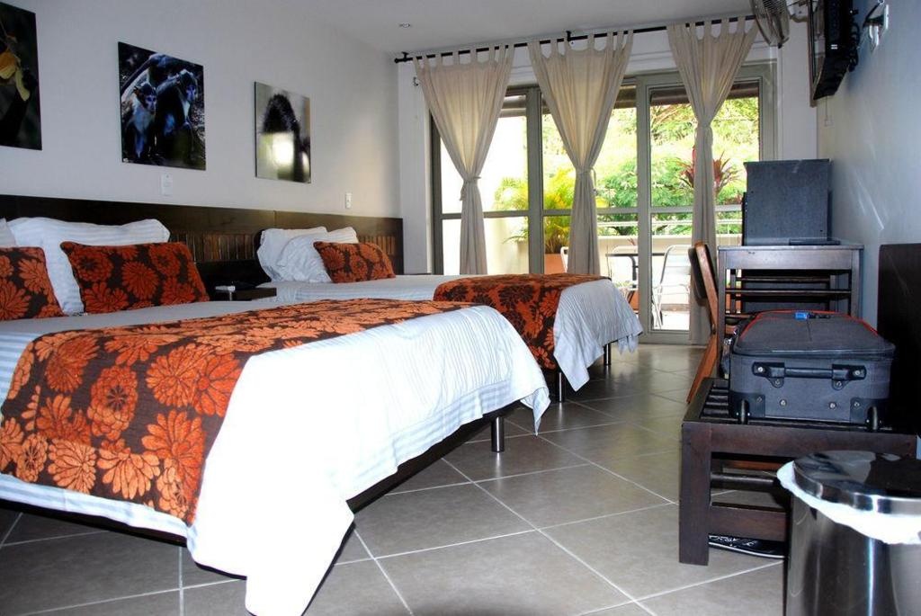 Hotel Poblado Boutique Express  Rooms  Rooms Image 3 3