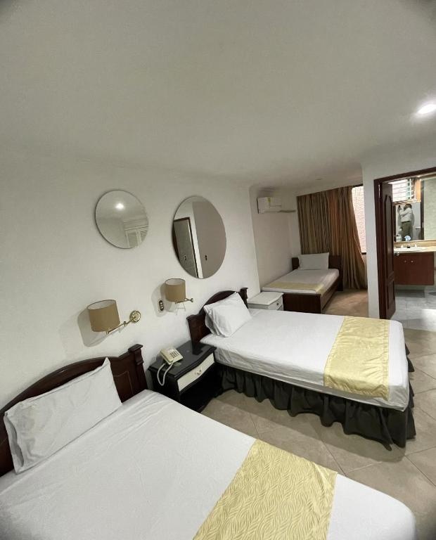 Hotel Prince Plaza  Rooms  Family Room 6
