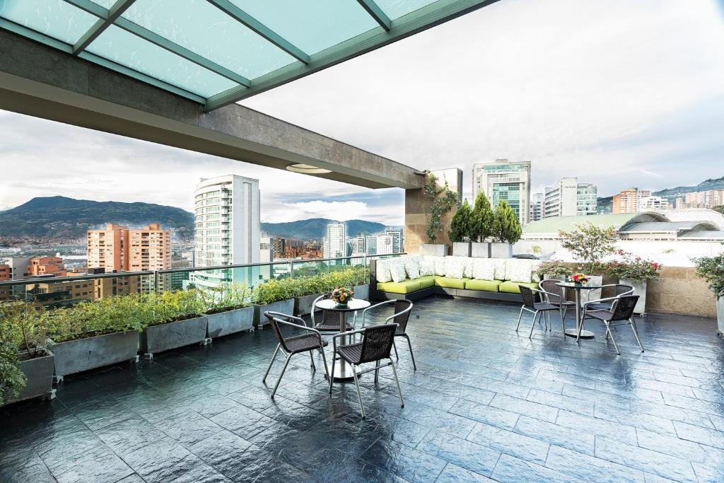 Hotel Bh El Poblado  Facilities  Balconyterrace 6