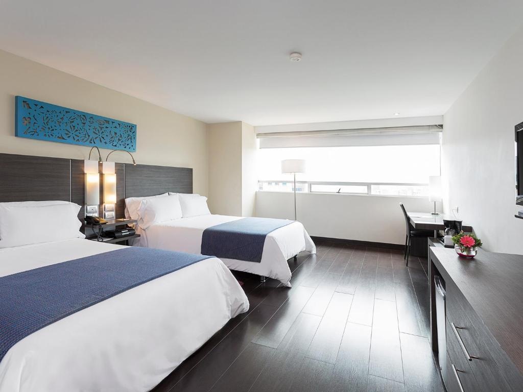 Hotel Bh El Poblado  Rooms  Twin Room With Two Double Beds 5