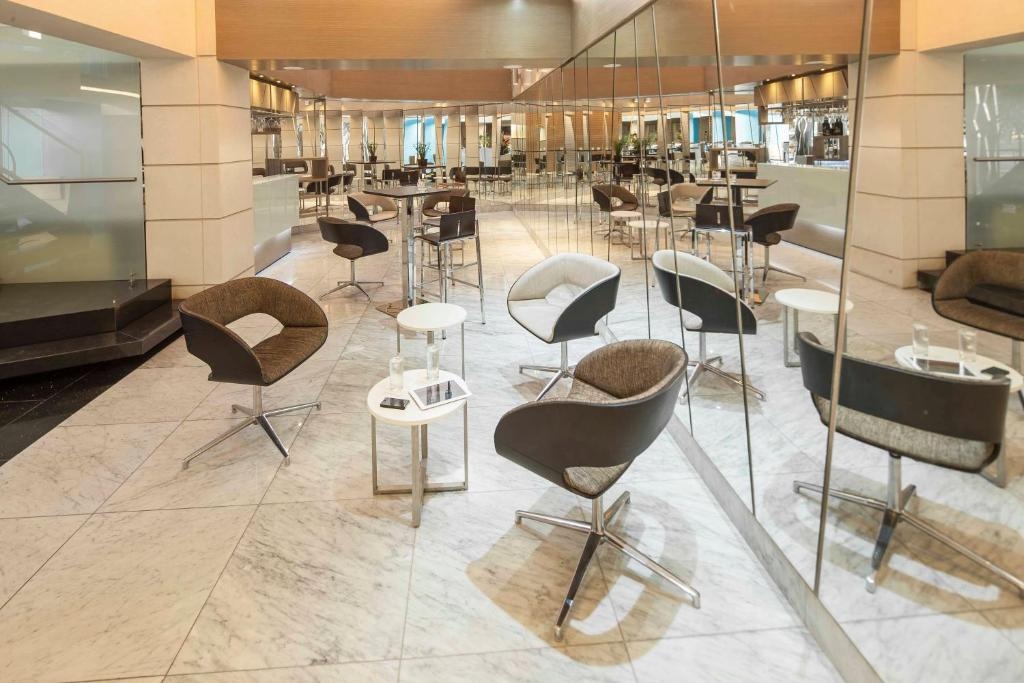 Inntu Hotel  Property Views  Lobby 2