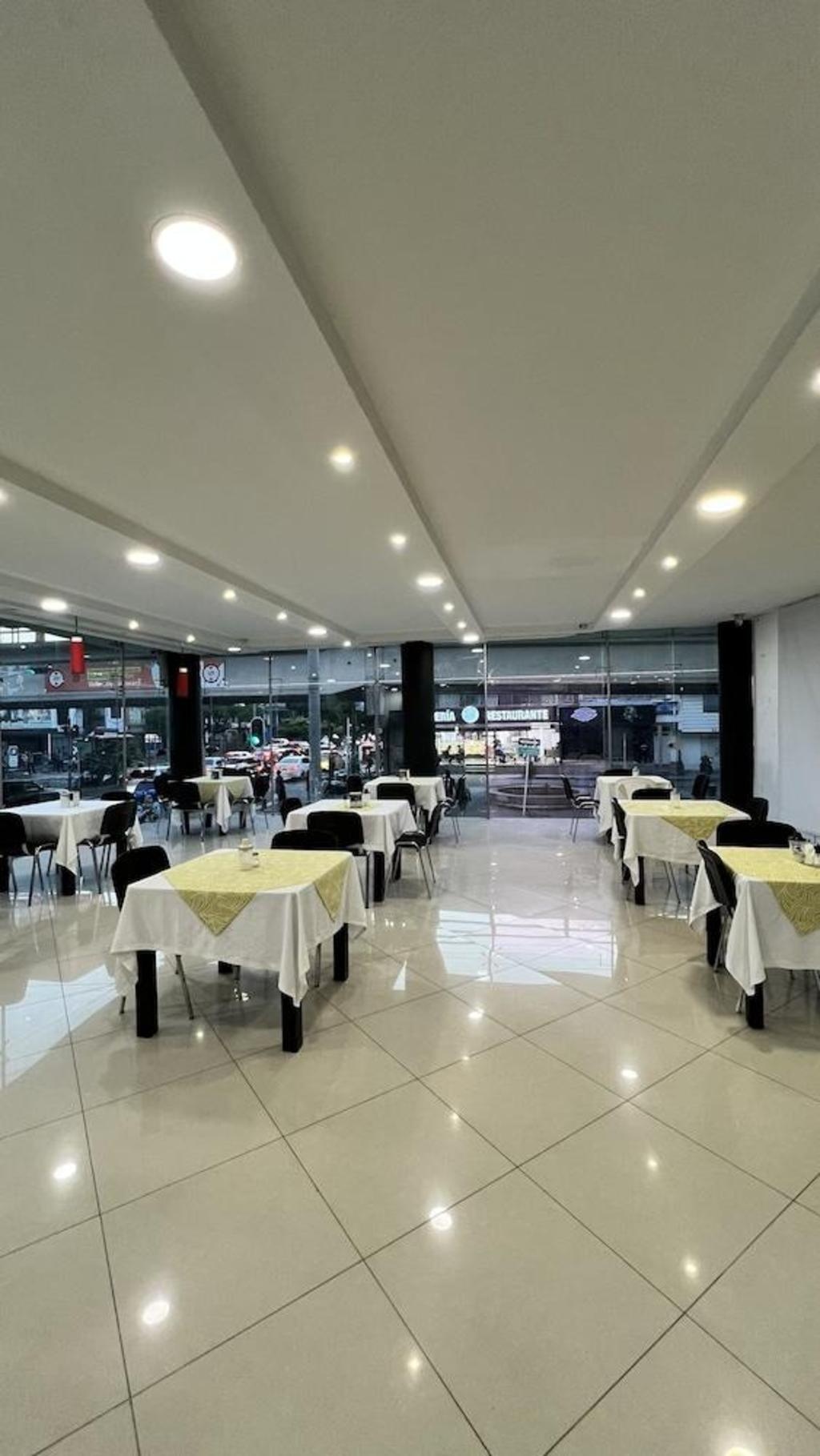 Hotel 33 Conquest  Dining  Dining Image 1 1