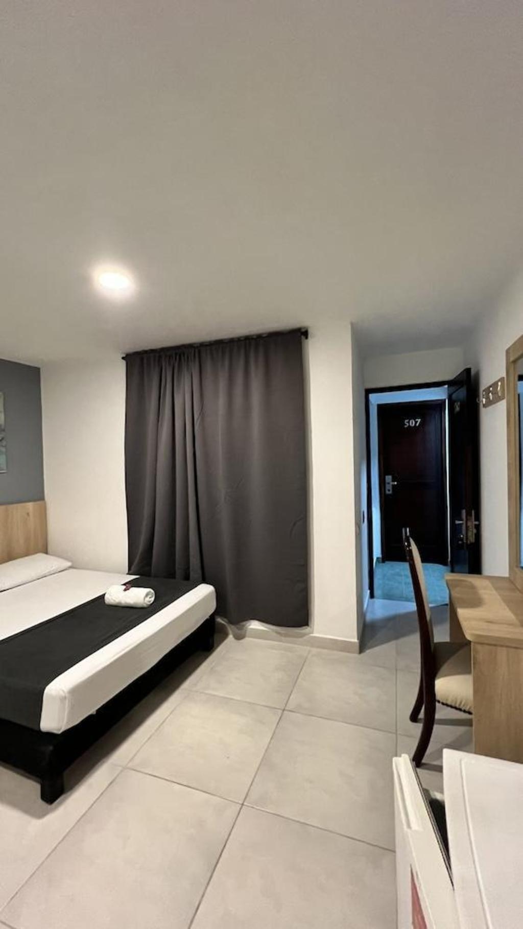 Hotel 33 Conquest  Rooms  Rooms Image 11 11