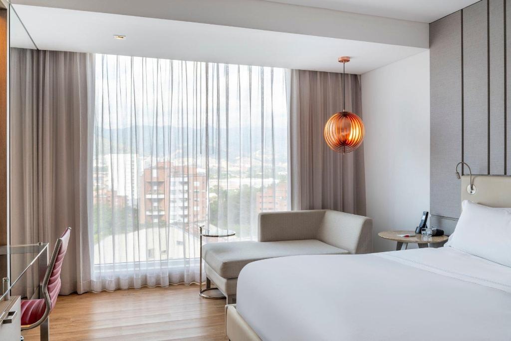 Medellin Marriott Hotel  Rooms  Concierge Level Deluxe Guest Room 1 King 17