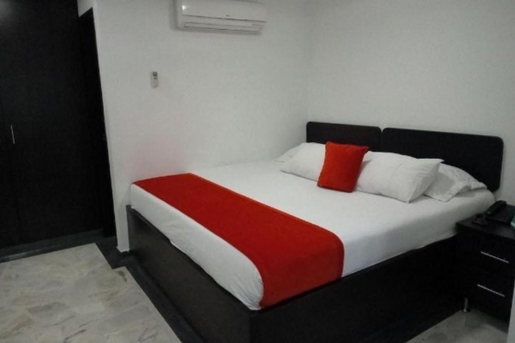 CalaSanz Real Hotel  Rooms  Rooms Image 3 3
