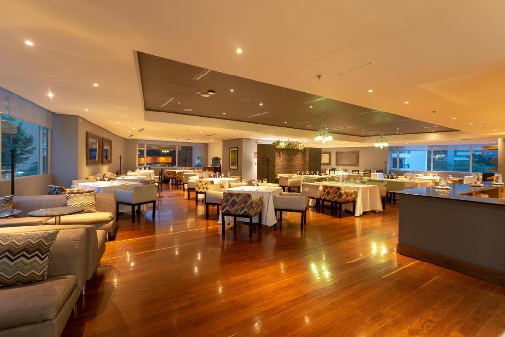 Hotel San Fernando Plaza  Dining  Restaurant 1