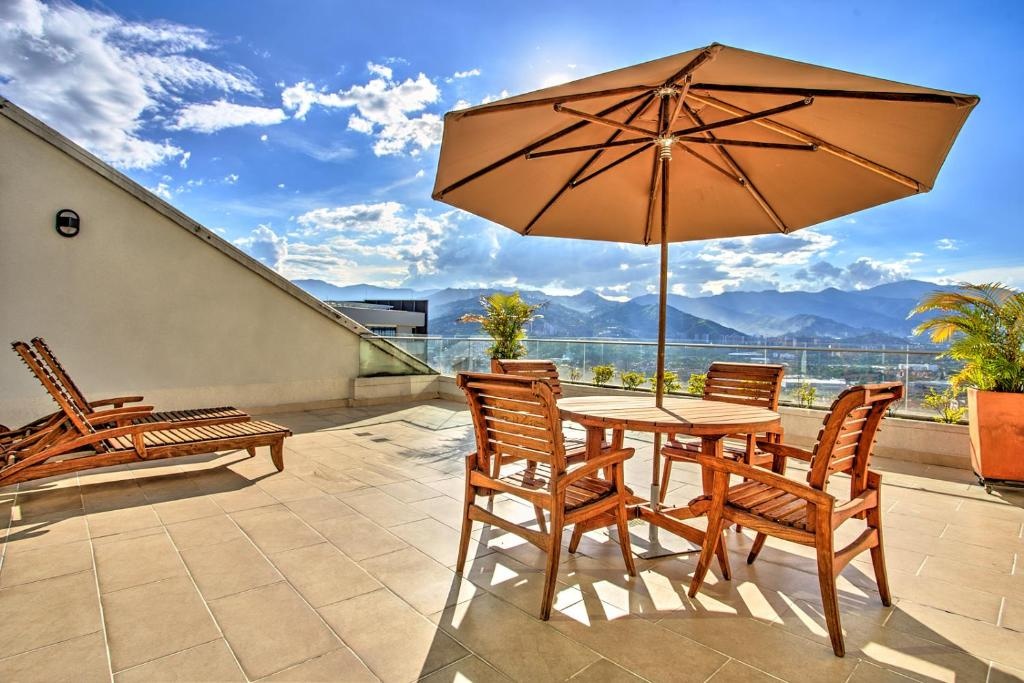 Hotel San Fernando Plaza  Facilities  Balconyterrace 2