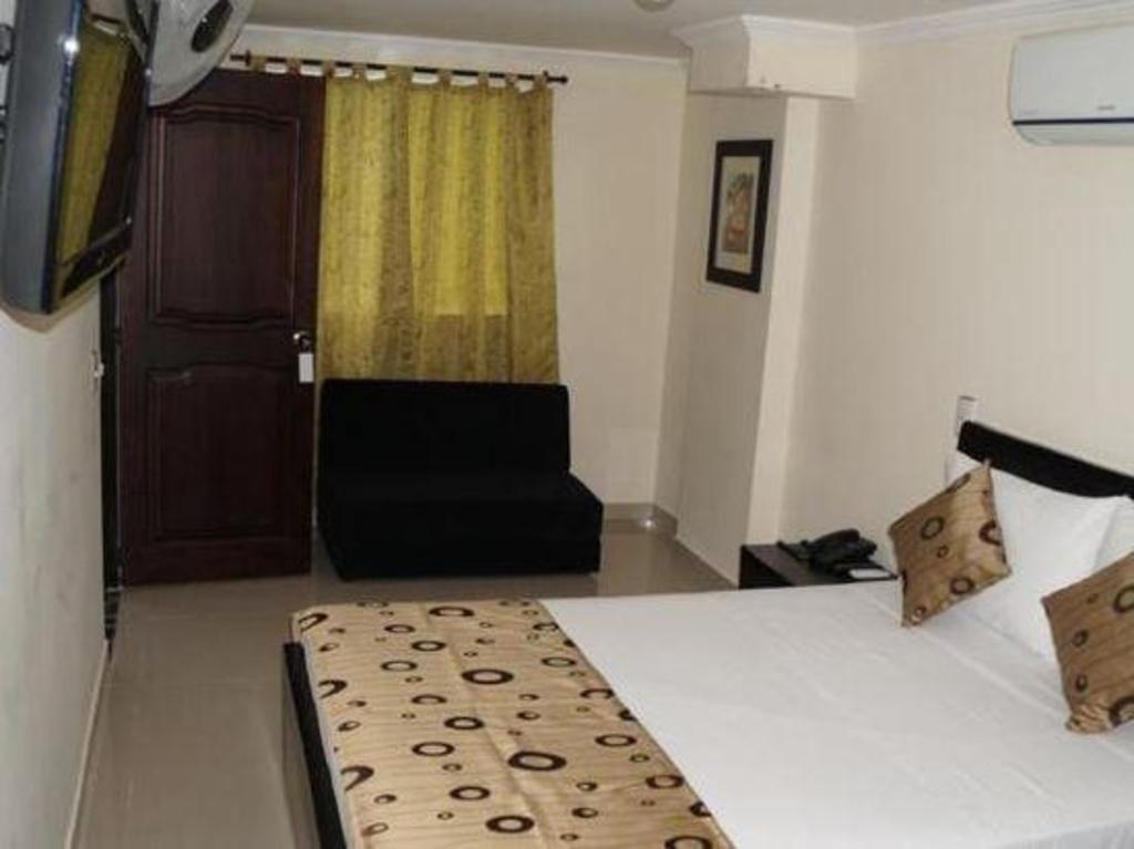 Hotel Verony San Joaquin  Rooms  Rooms Image 11 11