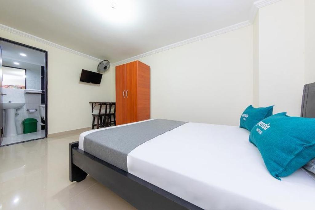 Hotel Verony San Joaquin  Rooms  Rooms Image 3 3