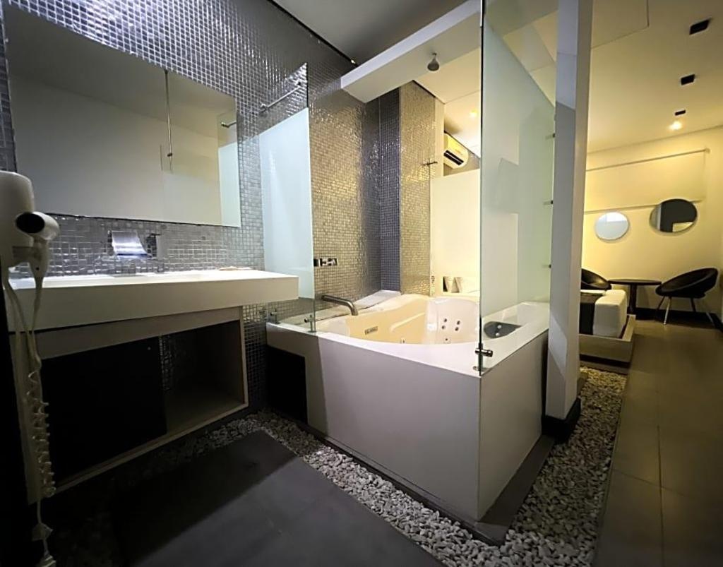 Hotel 47 Medellin Center  Facilities  Facilities Image 3 3