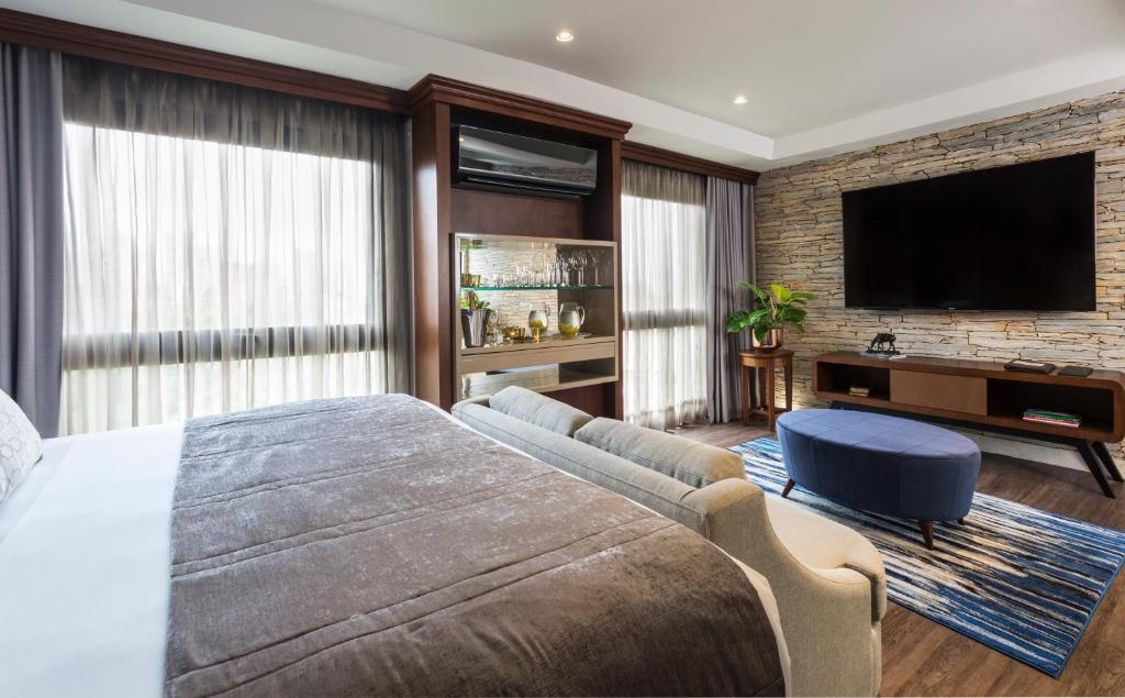Hotel Park10  Rooms  Presidential Suite 5