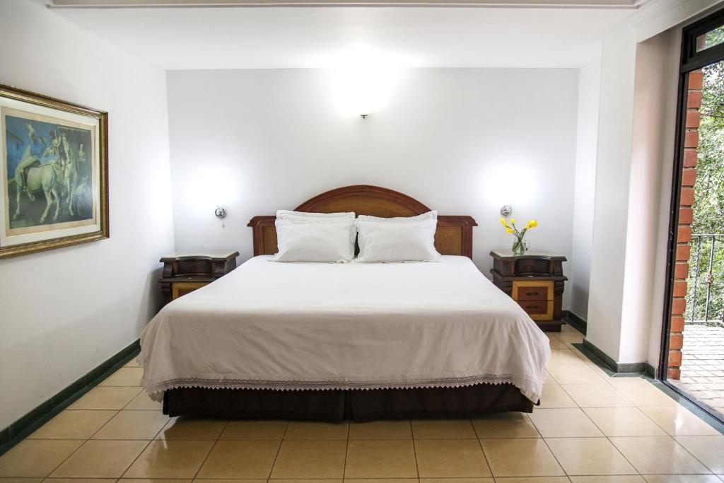 Hotel Casa Laureles  Rooms  Rooms Image 1 1