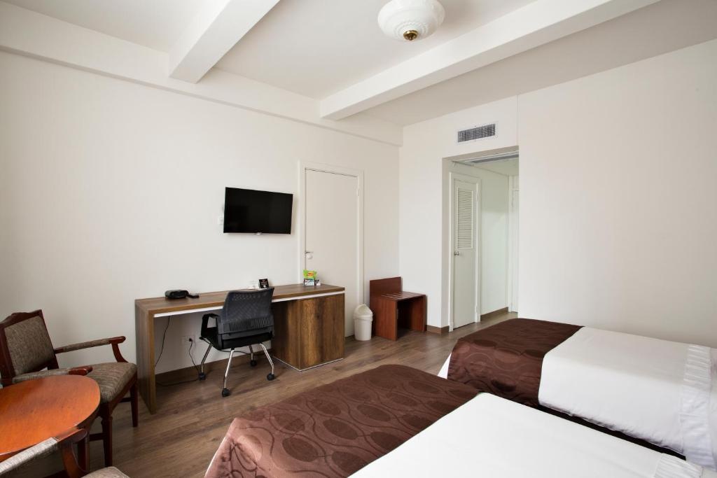 Hotel Nutibara  Rooms  Standard Twin Room 15