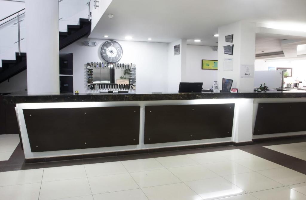 Hotel Acqua Medellin  Property Views  Lobby 9