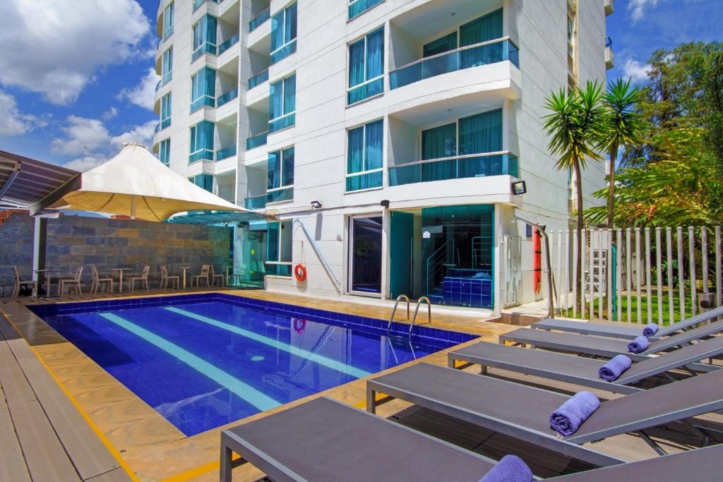 The Morgana Poblado Suites Hotel  Facilities  Swimming Pool 4