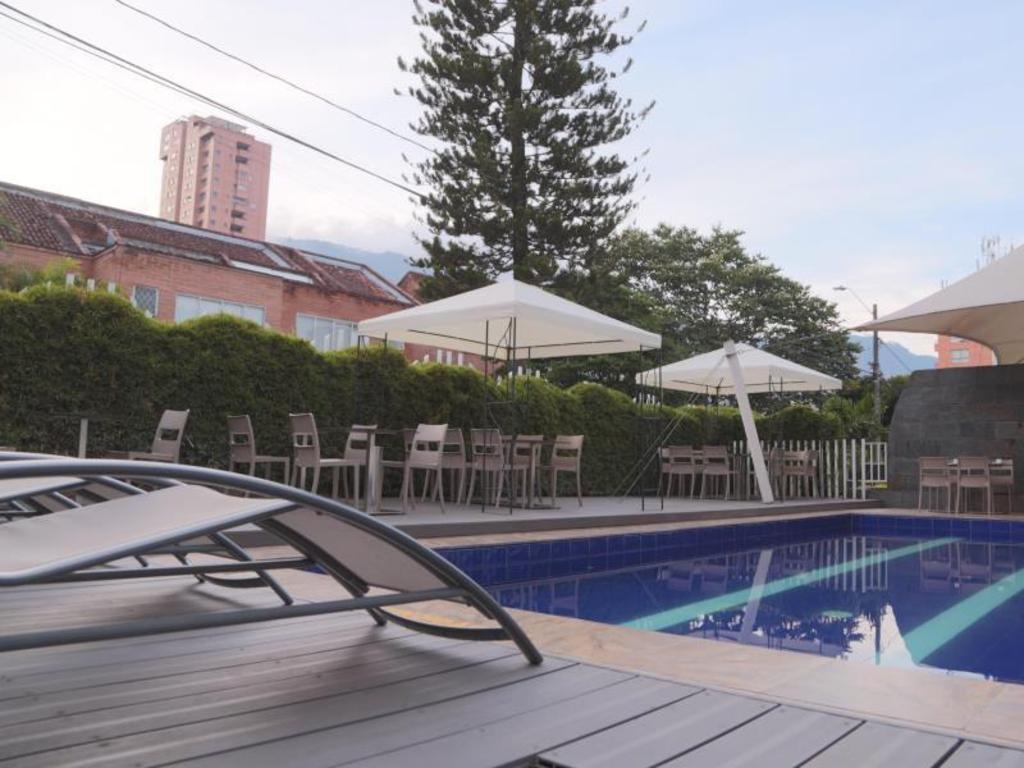The Morgana Poblado Suites Hotel  Facilities  Swimming Pool 6