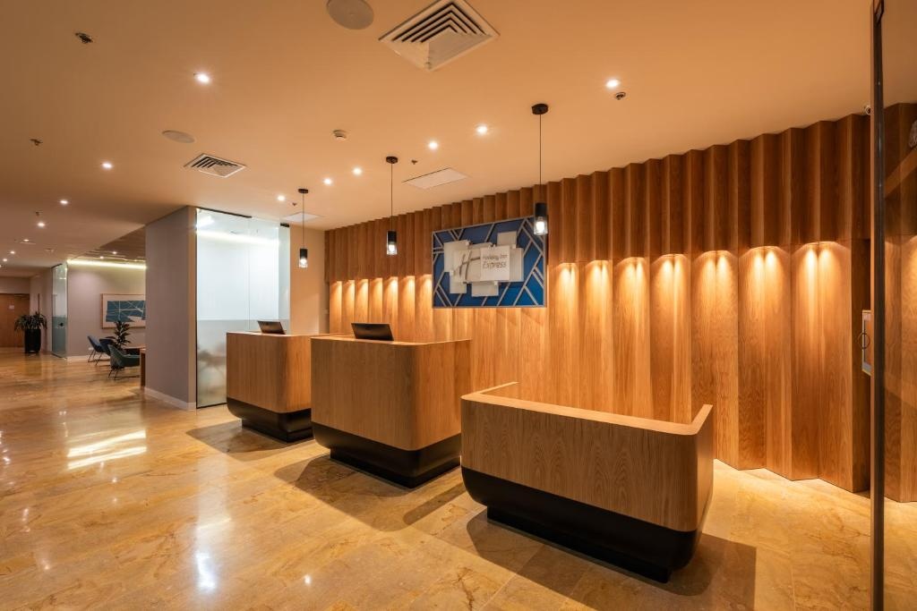 Hotel Holiday Inn Express Suites Medellin By IHG  Property Views  Property Views Image 2 2