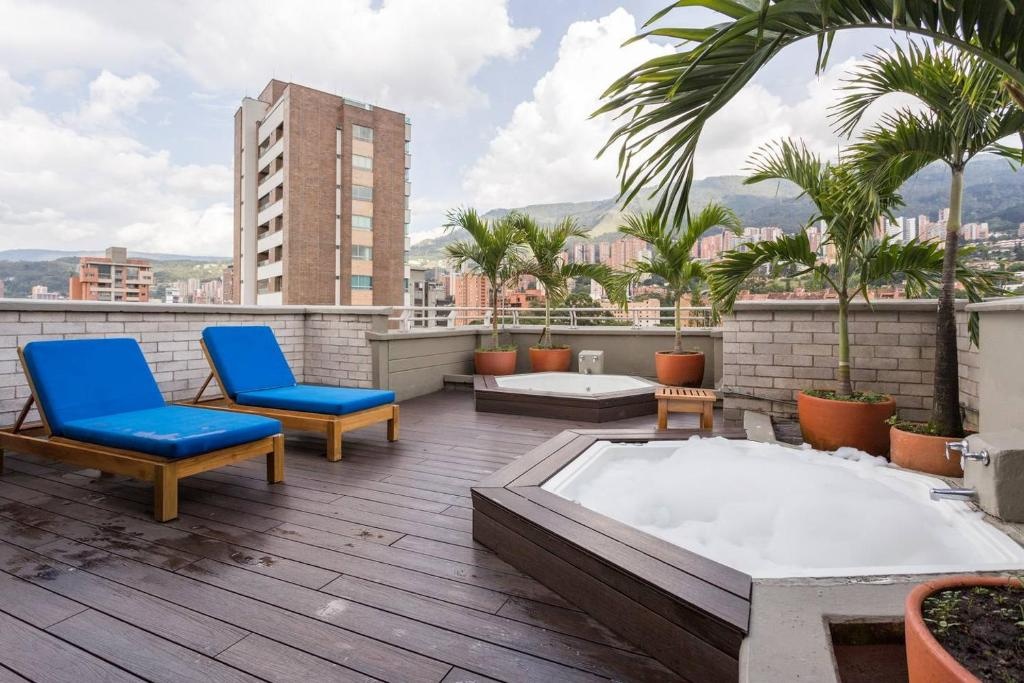 Hotel Poblado Alejandria Express  Facilities  Hot Tub 12