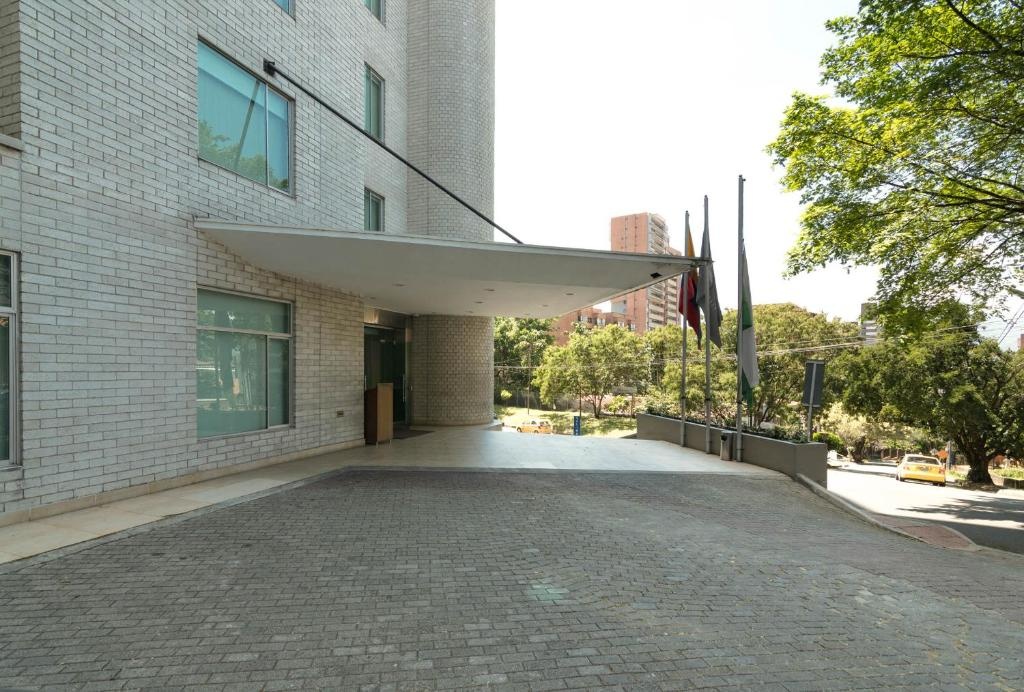 Hotel Poblado Alejandria Express  Property Views  Entrance 20