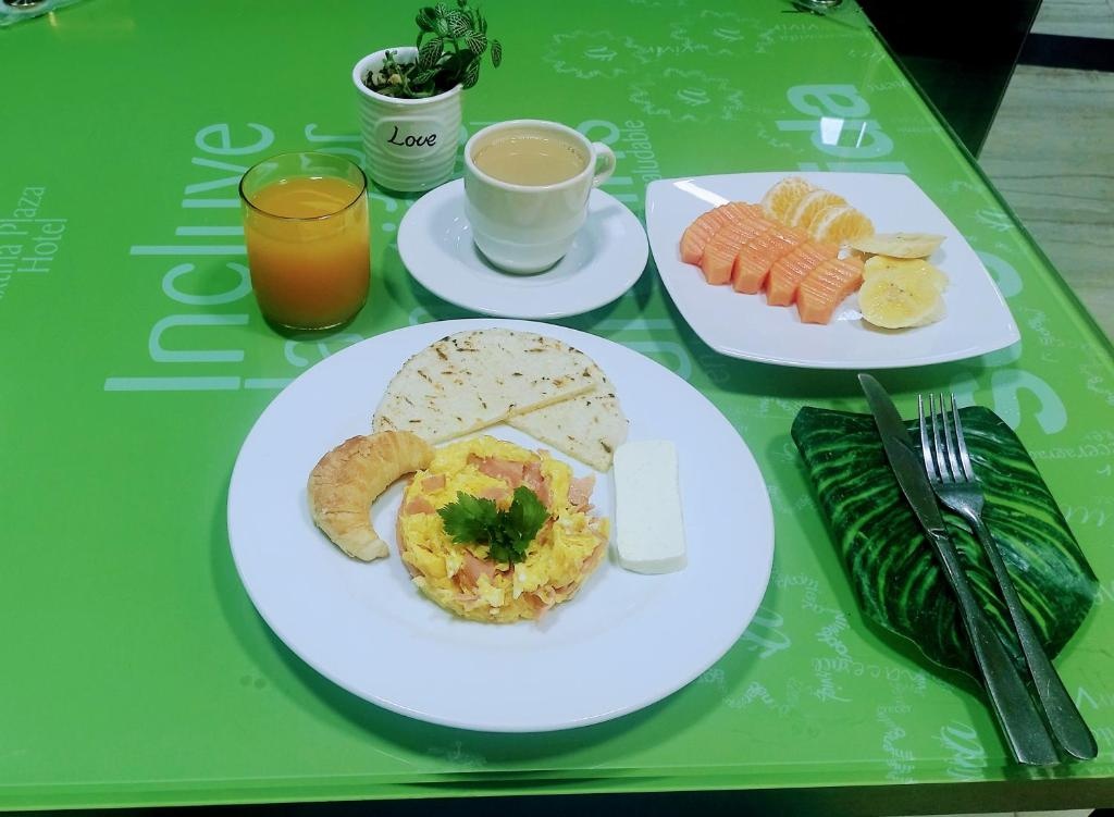 Hotel Sixtina Plaza Medellin  Dining  Dining Image 3 3