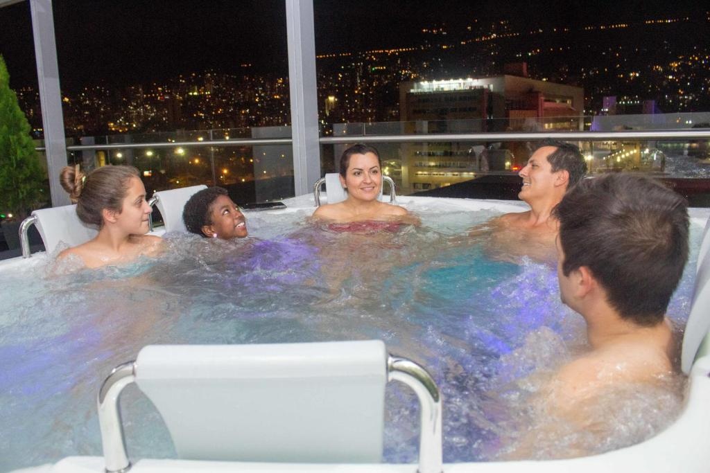 Hotel Sixtina Plaza Medellin  Facilities  Hot Tub 2