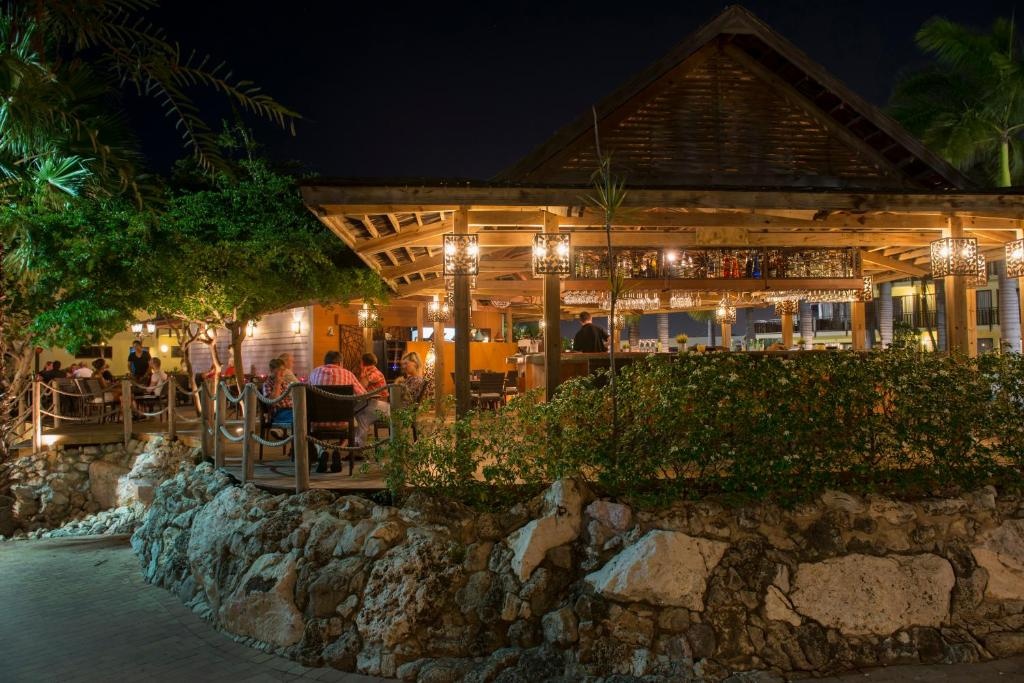 LionsDive Beach Resort  Dining  Restaurant 8