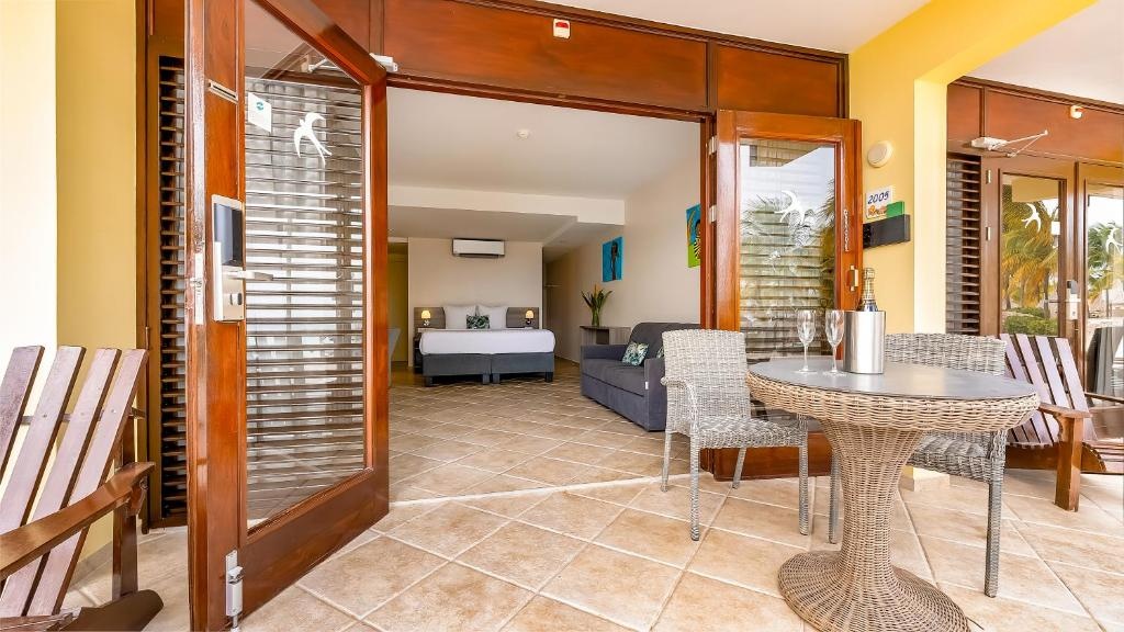 LionsDive Beach Resort  Facilities  Balconyterrace 35