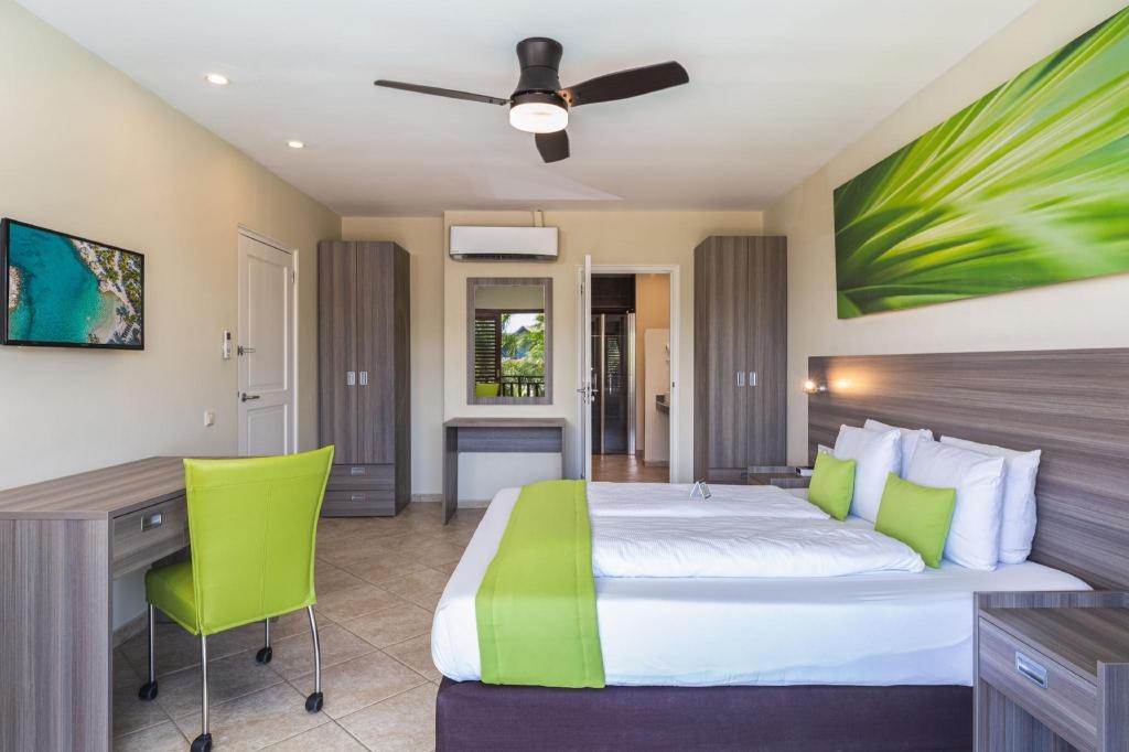 LionsDive Beach Resort  Rooms  Rooms Image 18 18