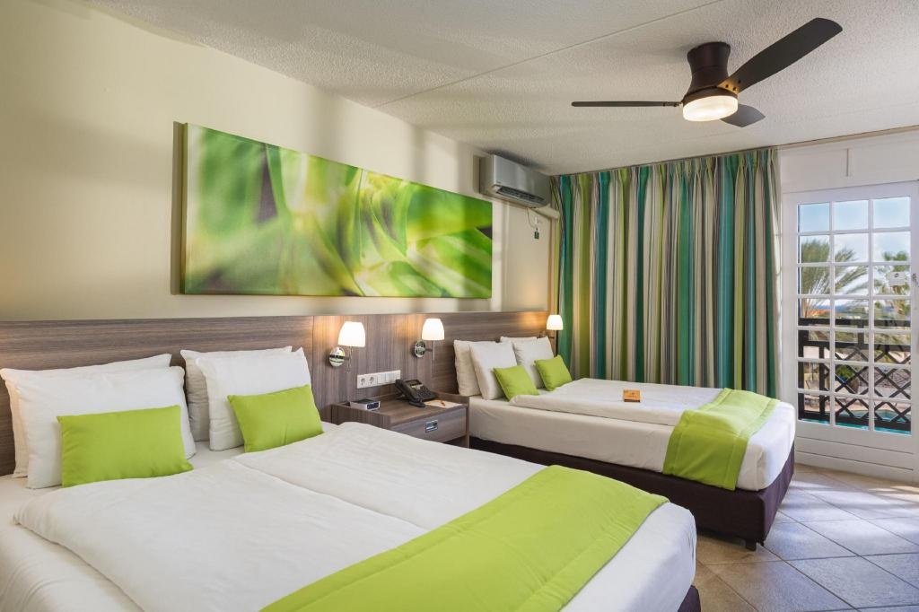 LionsDive Beach Resort  Rooms  Rooms Image 6 6